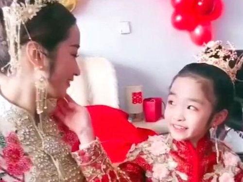 新娘的女儿,见证爱与传承的美丽瞬间
